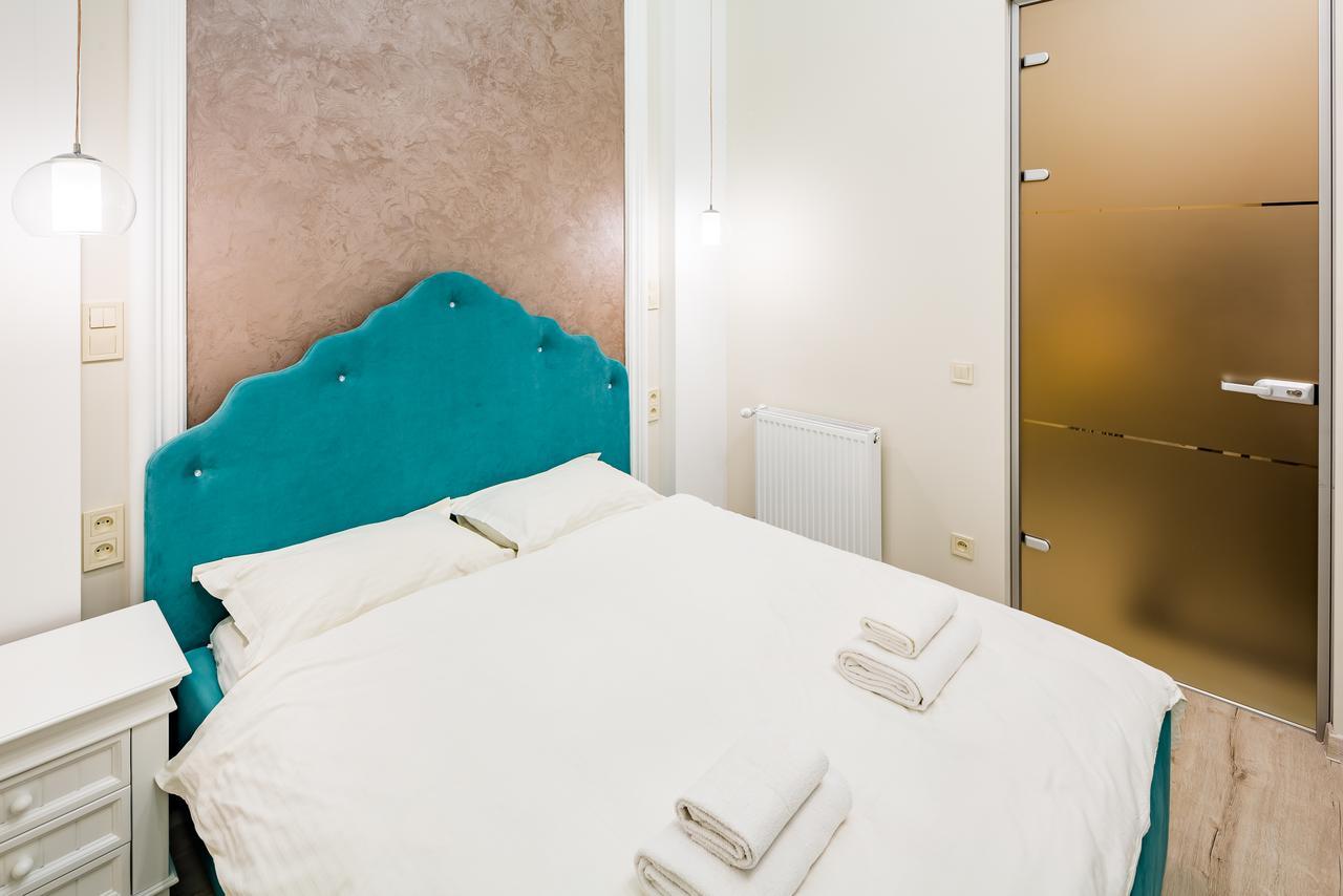 Leogrand Deluxe Apartments On Doroshenka 17 Lviv Exterior photo